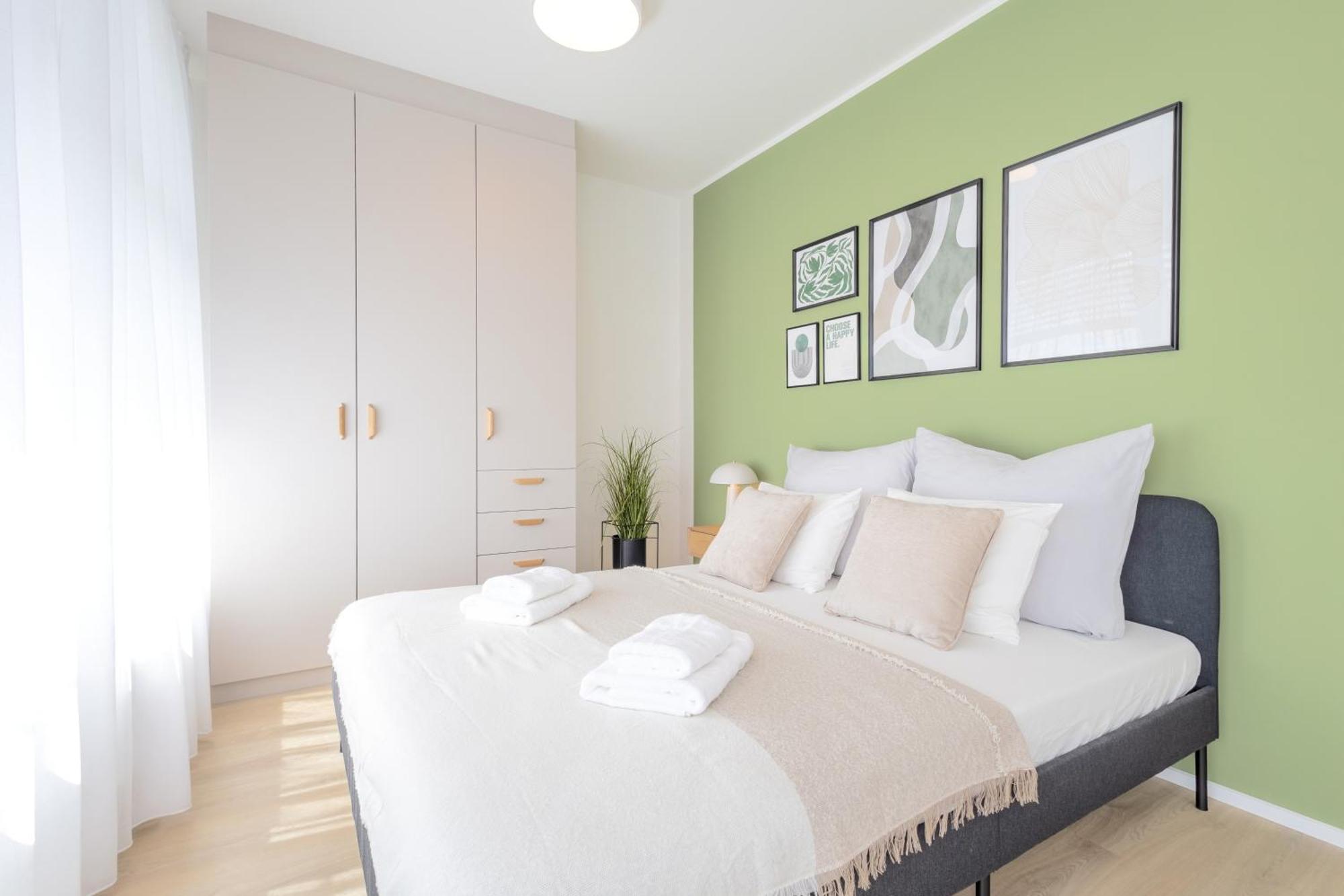 Bright 2Br - 8Th Floor, Balcony, Free Parking - By Gravity Prague Apartment Exterior photo